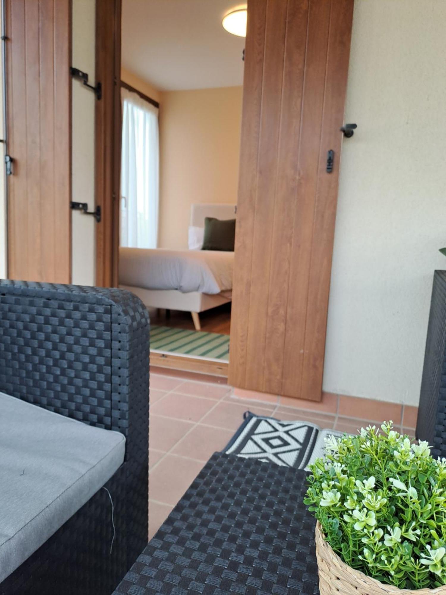Casa Rural Torreblanca Urroz Kültér fotó