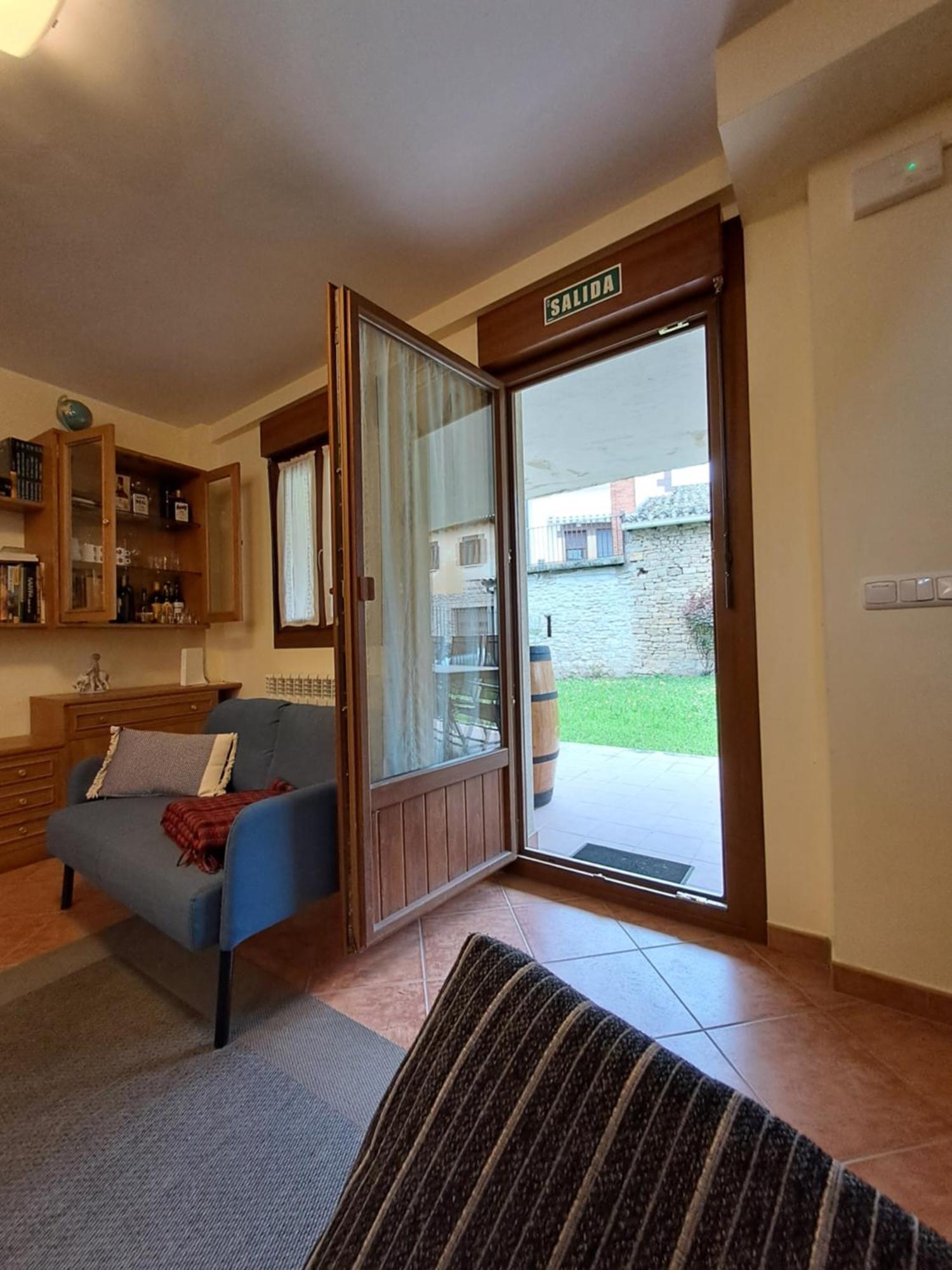 Casa Rural Torreblanca Urroz Kültér fotó