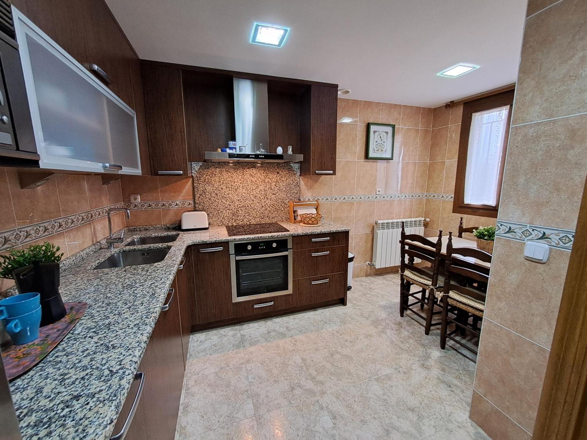 Casa Rural Torreblanca Urroz Kültér fotó