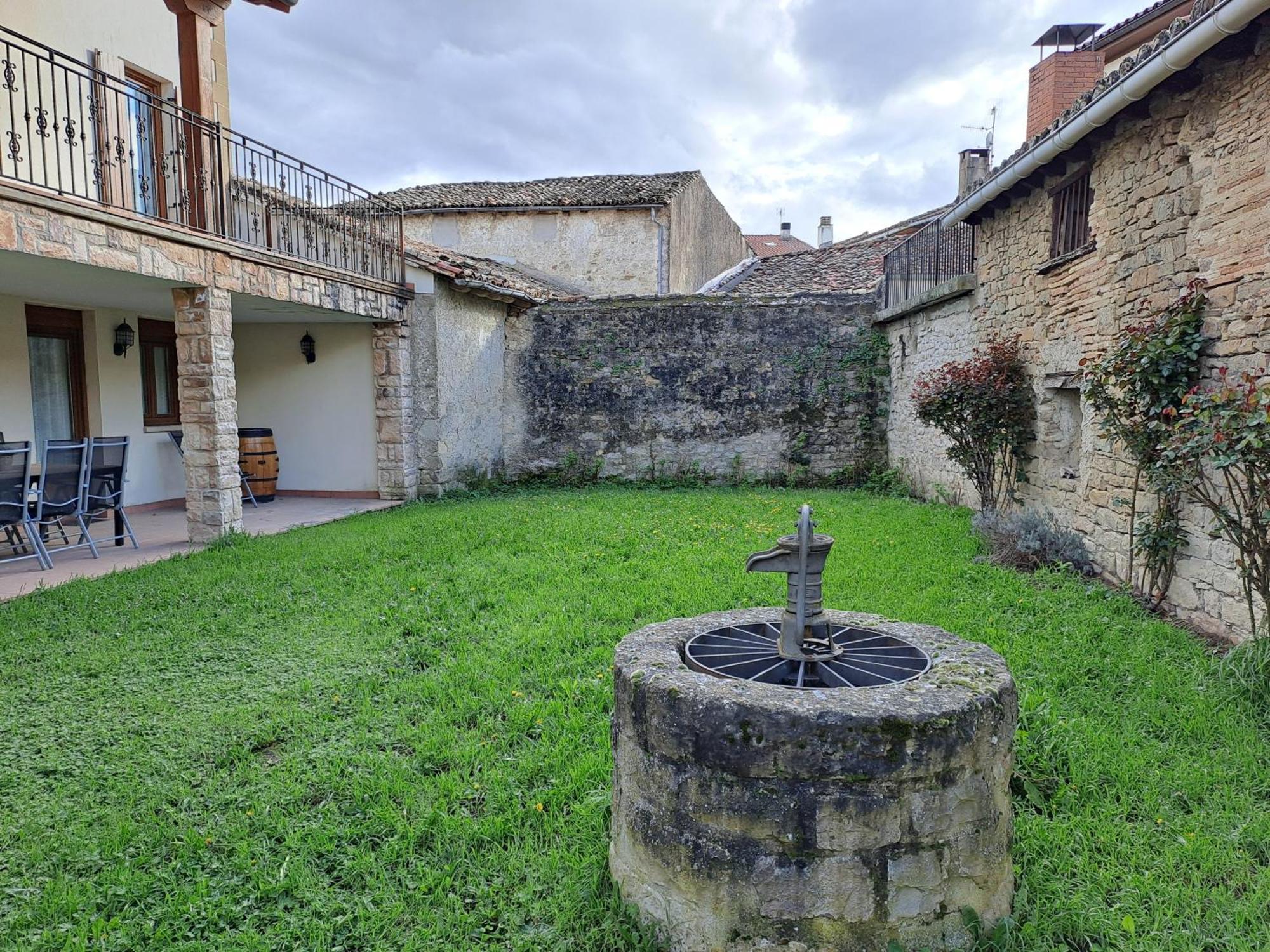 Casa Rural Torreblanca Urroz Kültér fotó